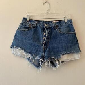LEVIS 501 cut off dark wash denim shorts